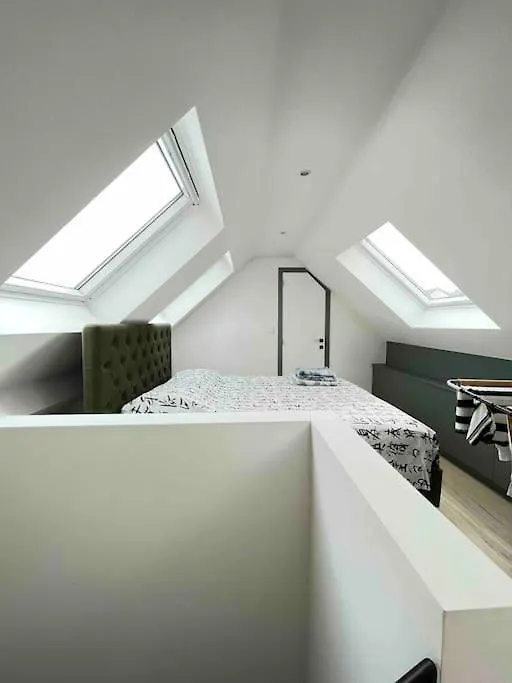 Daire Duplex Avec Terrasse Quartier Europeen Brüksel Belçika